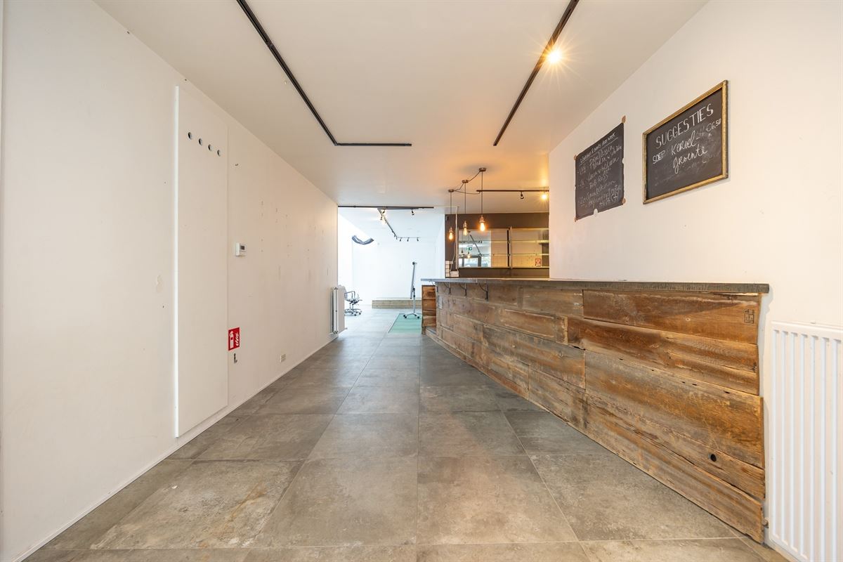 Handelsgelijkvloers van 152m² op toplocatie