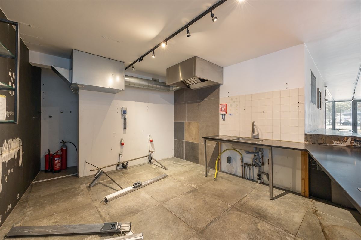 Handelsgelijkvloers van 152m² op toplocatie