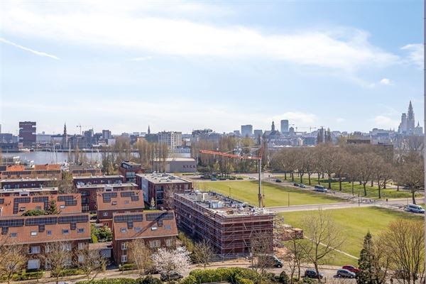 Verhuurd appartement met drie slpk en terras met prachtig uitzicht