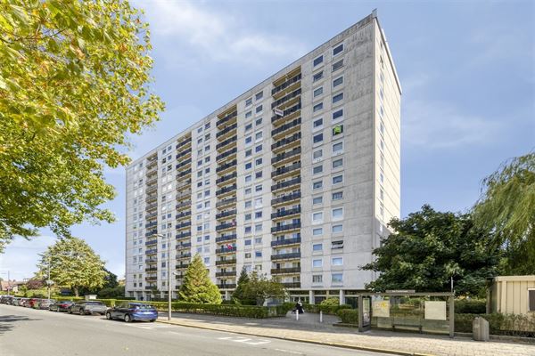 Verhuurd appartement met drie slpk en terras met prachtig uitzicht