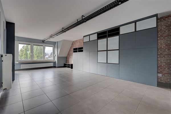 Duplex appartement met 3 slpk, terras en garagebox