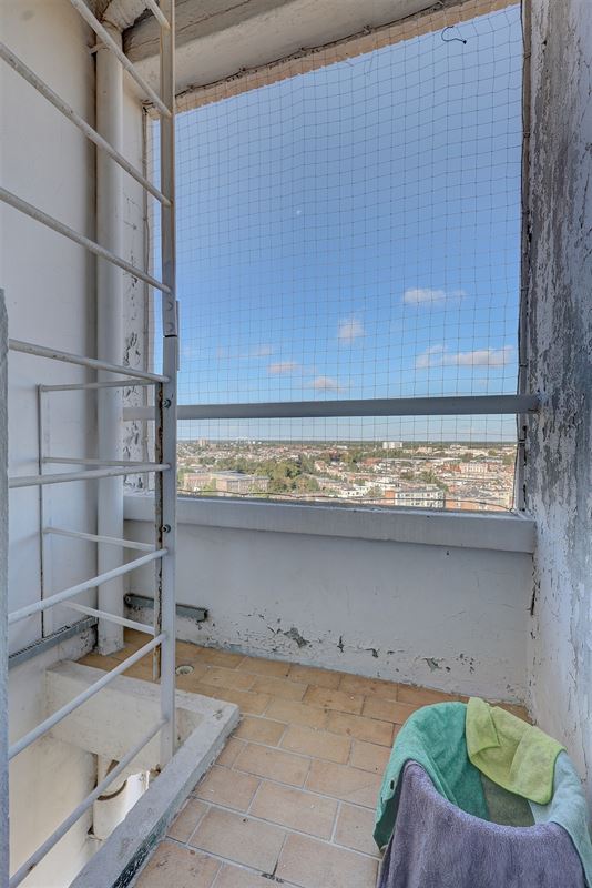 Appartement met 3 slaapkamers en terras grens Antwerpen Wilrijk