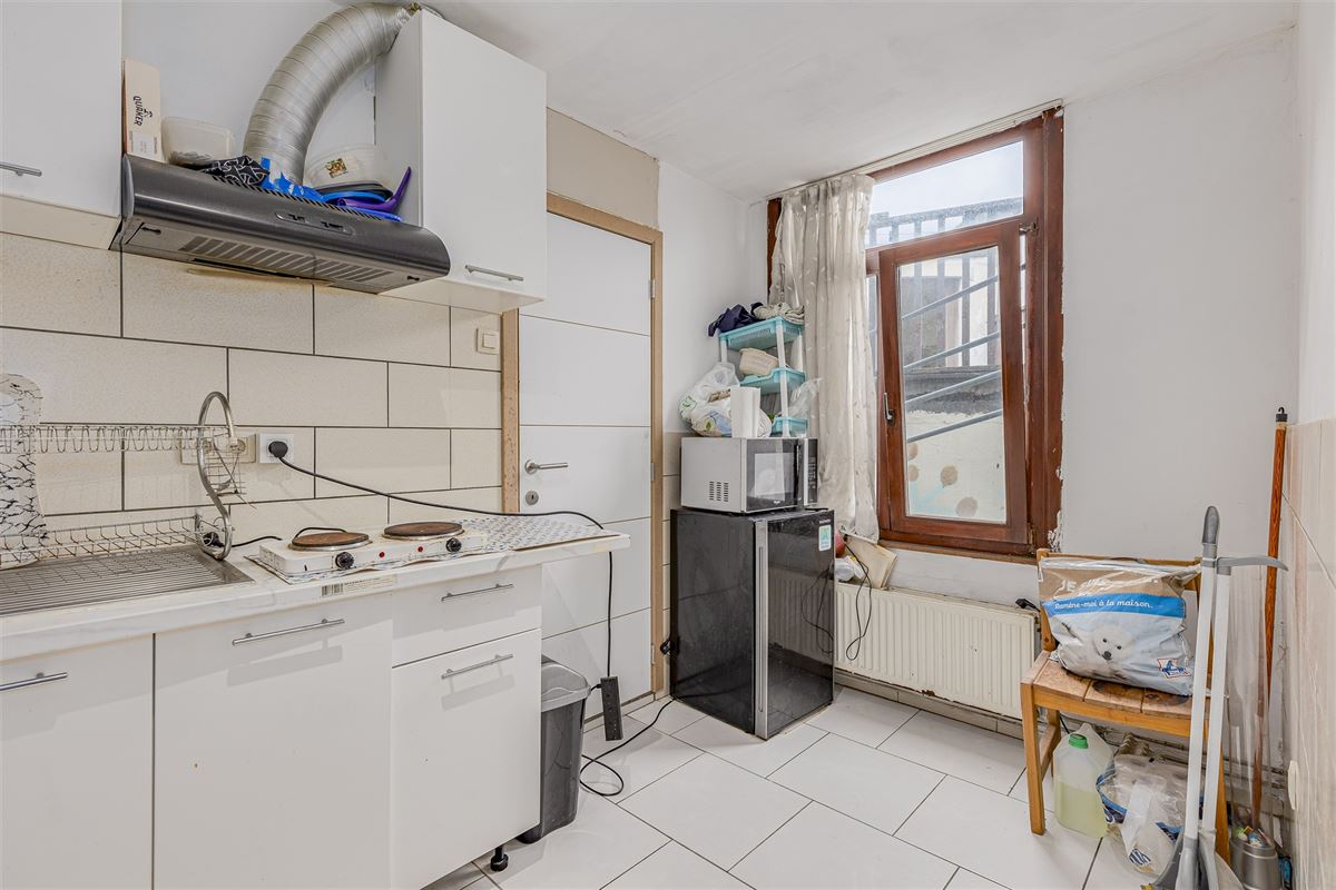 Huis te koop ingedeeld in 3 studio's te 2060 Antwerpen