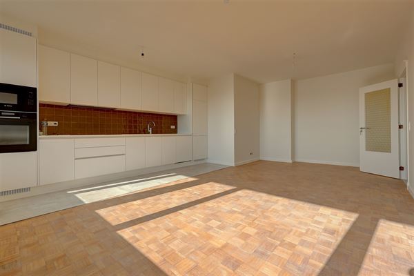 Knap gerenoveerd appartement met 2 slaapkamers en terras