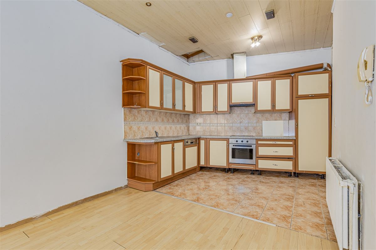 Huis te koop ingedeeld in 3 studio's te 2060 Antwerpen