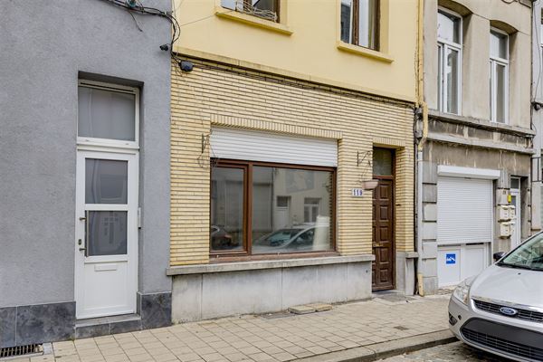 Huis te koop ingedeeld in 3 studio's te 2060 Antwerpen