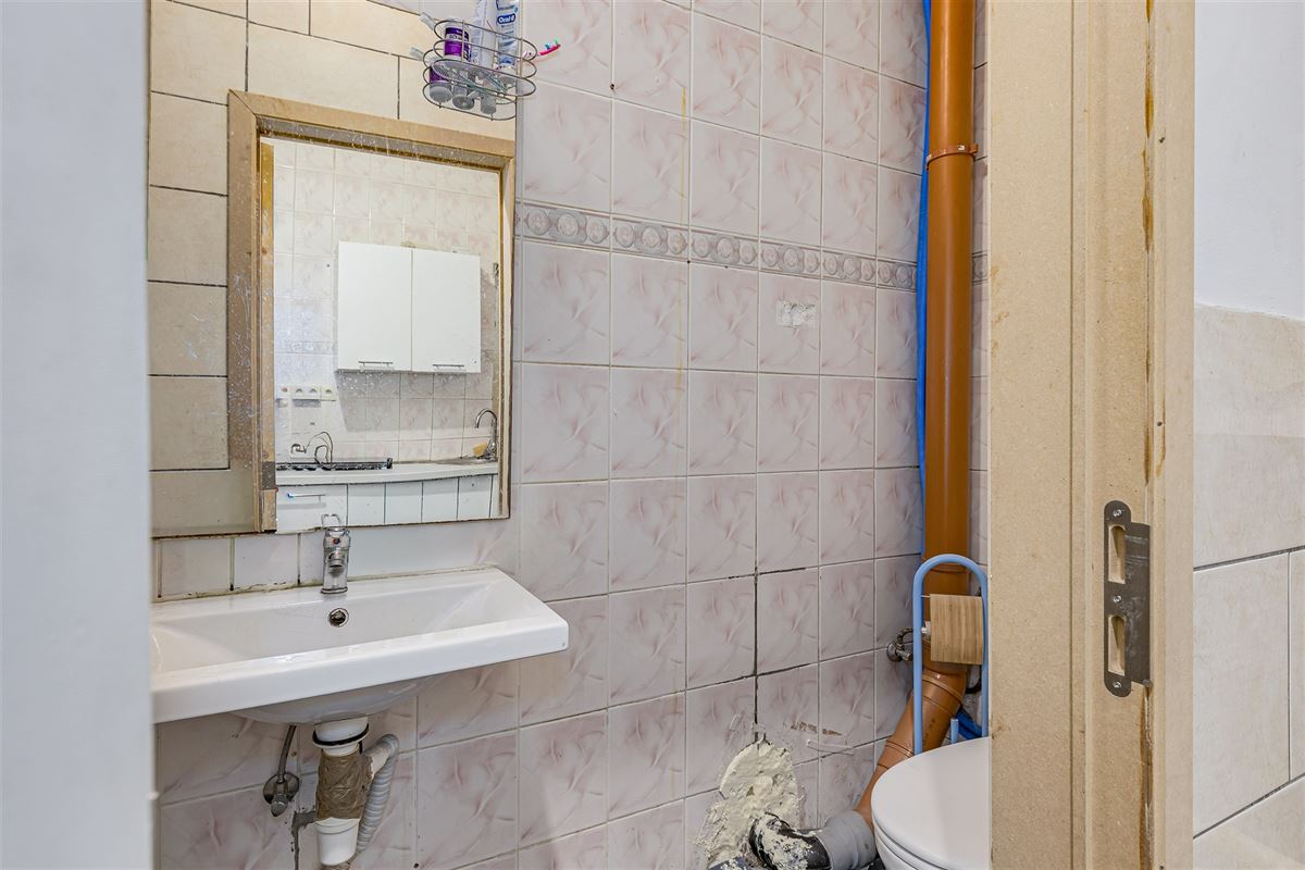 Huis te koop ingedeeld in 3 studio's te 2060 Antwerpen