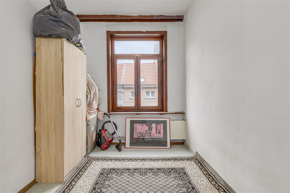 Huis te koop ingedeeld in 3 studio's te 2060 Antwerpen
