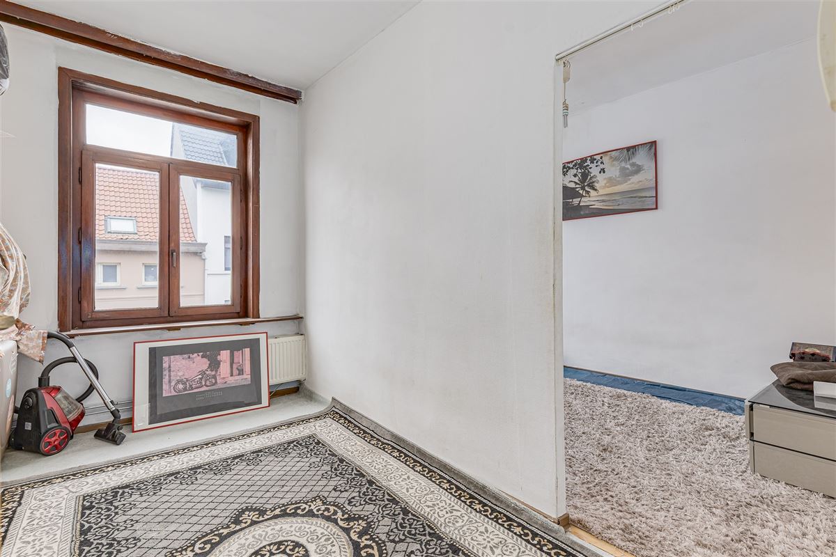 Huis te koop ingedeeld in 3 studio's te 2060 Antwerpen