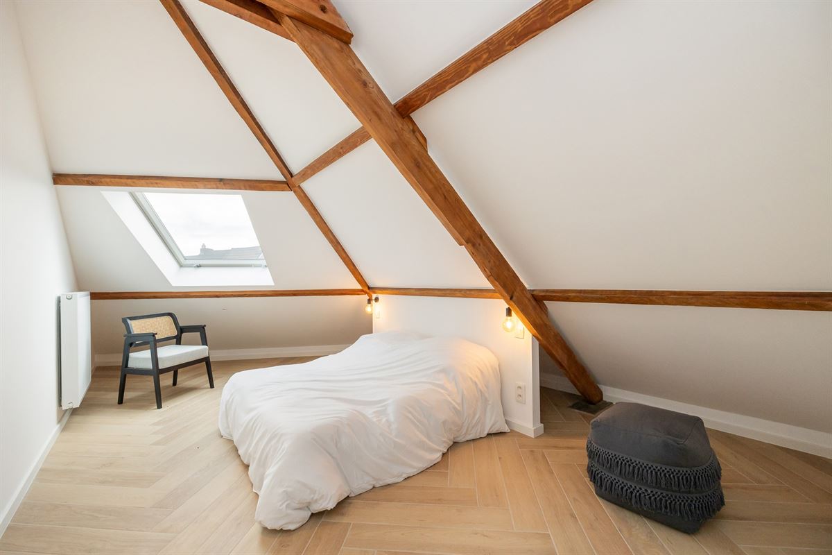 Gezinswoning woning met drie slaapkamers en tuin