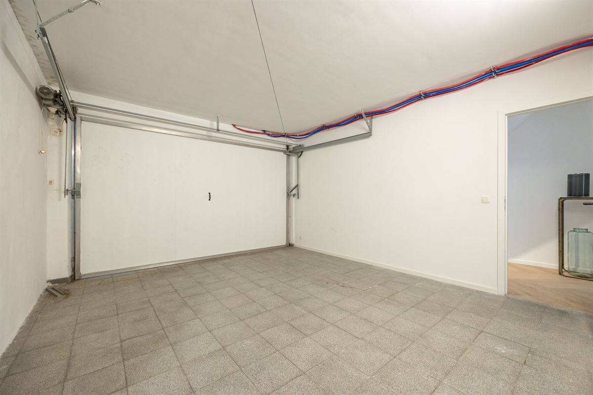 Gezinswoning woning met drie slaapkamers en tuin