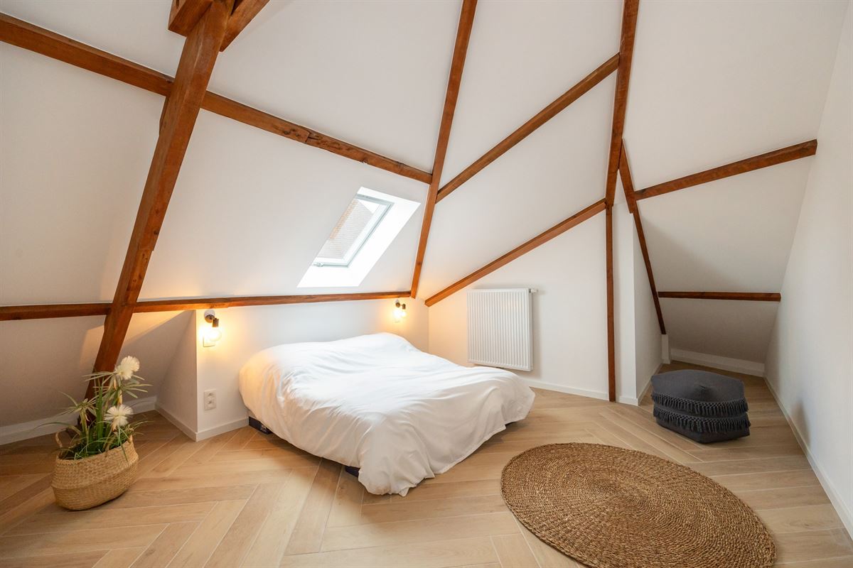 Gezinswoning woning met drie slaapkamers en tuin