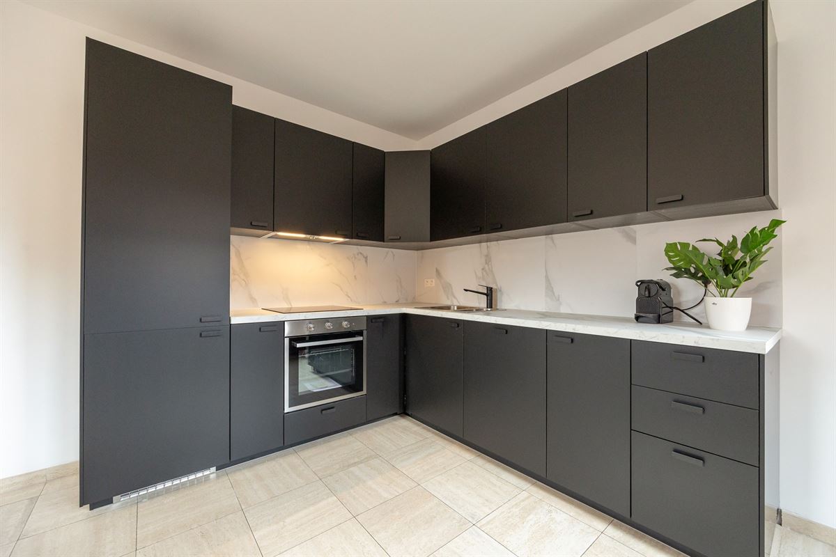 Gezinswoning woning met drie slaapkamers en tuin