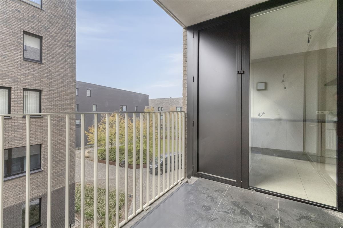 Instapklaar appartement met 2 terrassen
