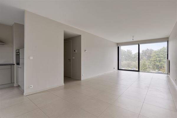 Instapklaar appartement met 2 terrassen