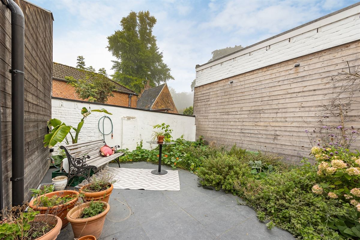 Instapklaar huis met drie ruime slaapkamers