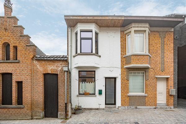 Instapklaar huis met drie ruime slaapkamers