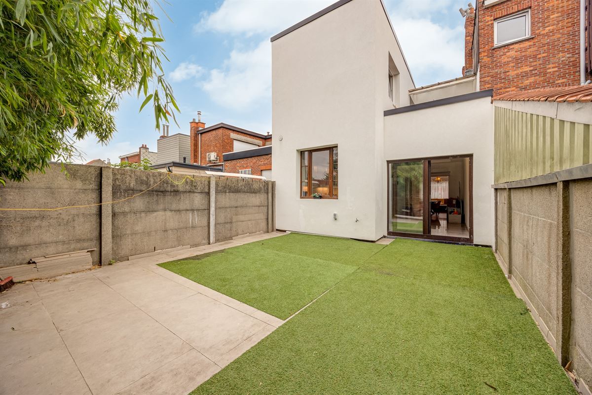 Ruime woning met 4 slpk en tuin in Wommelgem!