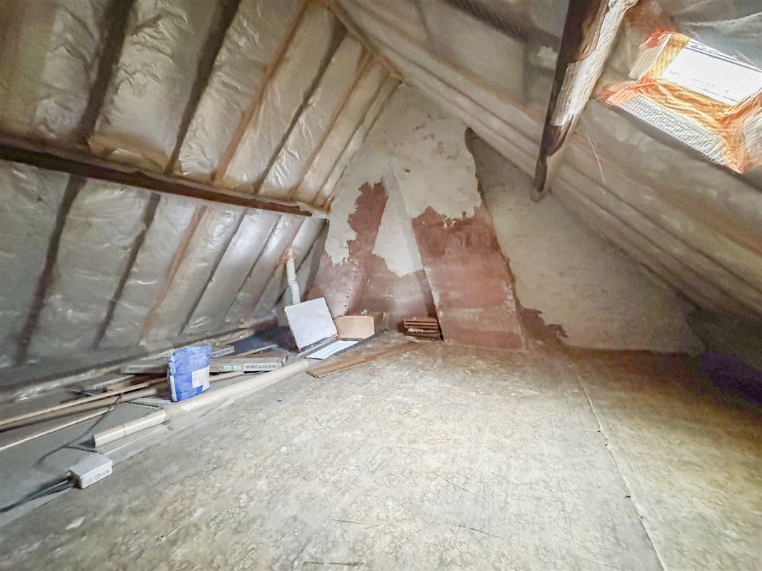 Charmante woning met enorm potentieel in hartje Berchem