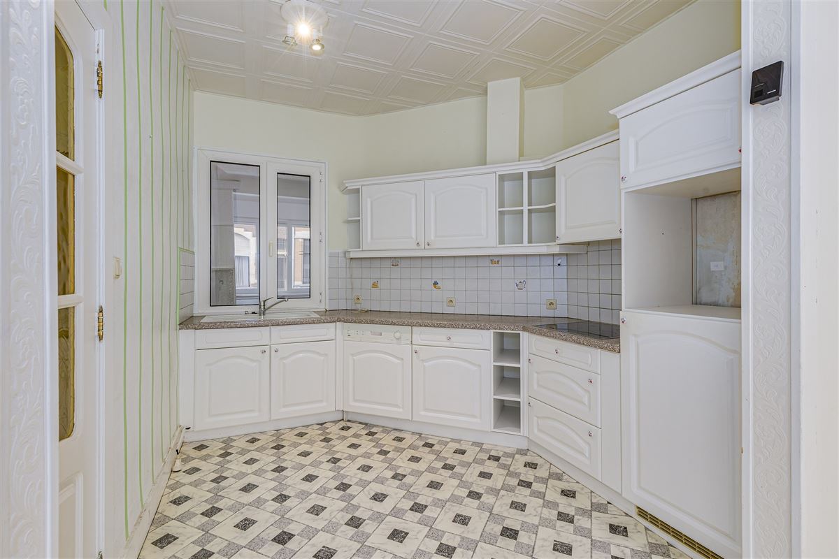 Charmante woning met enorm potentieel in hartje Berchem