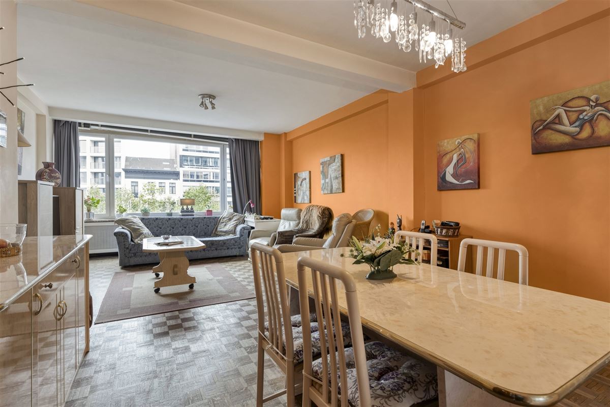 Appartement met 3 slaapkamers en terras in centrum Antwerpen