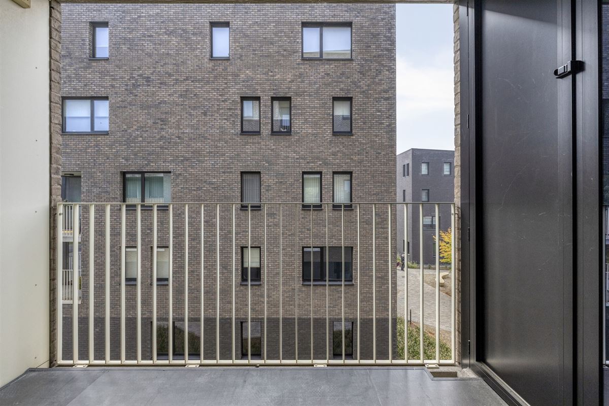 Instapklaar appartement met 2 terrassen