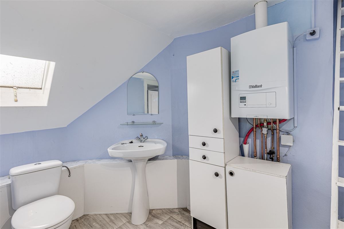 Charmante woning met enorm potentieel in hartje Berchem