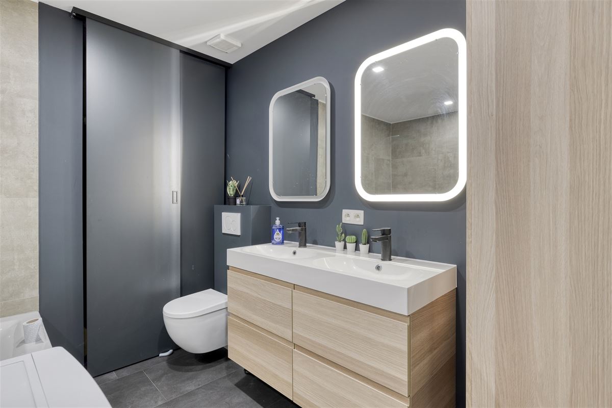 Gerenoveerd en leuk huis met 3 slaapkamers