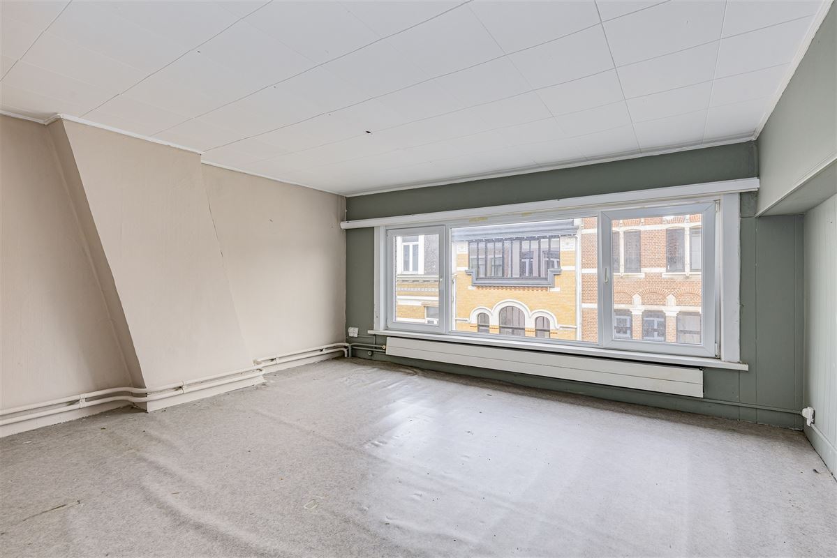 Charmante woning met enorm potentieel in hartje Berchem