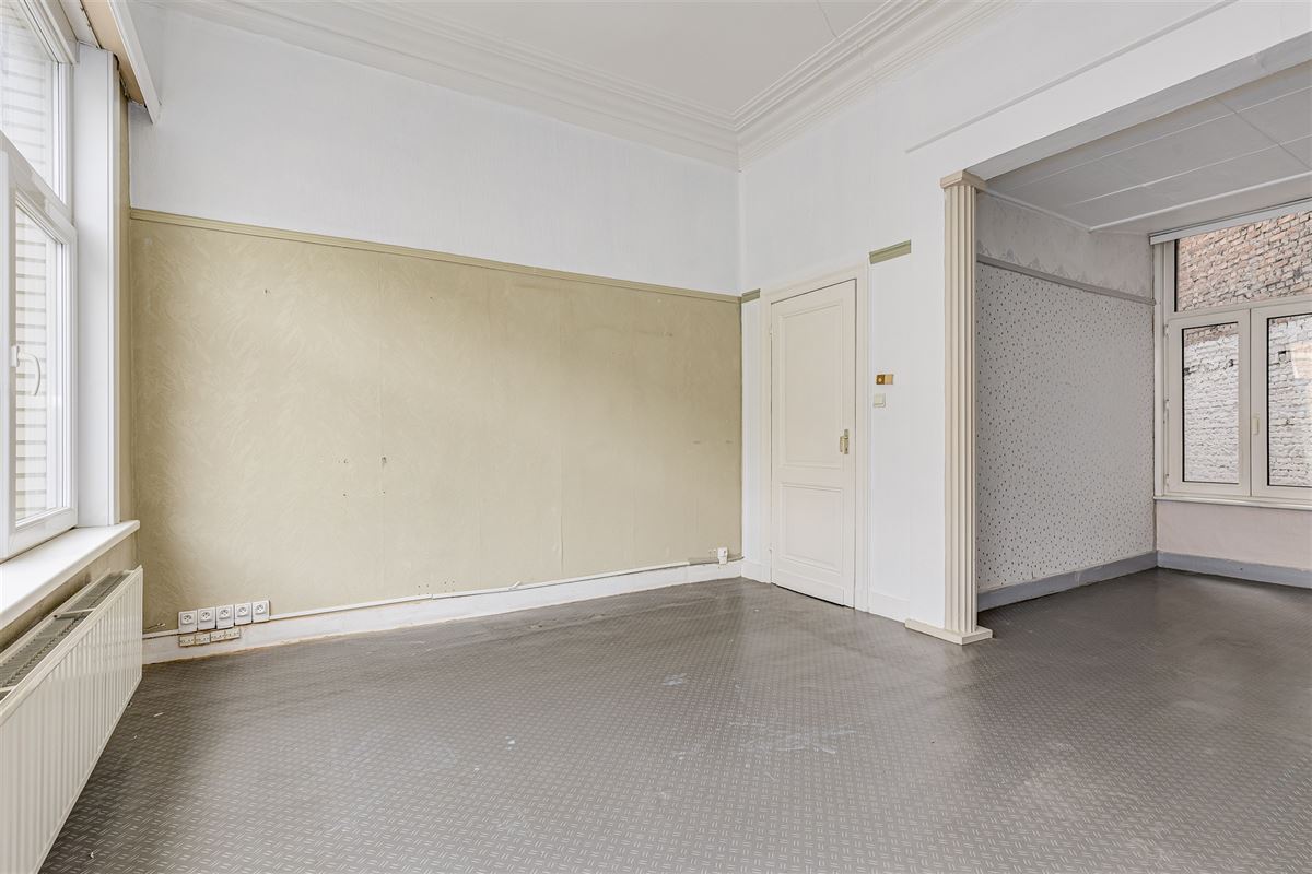 Charmante woning met enorm potentieel in hartje Berchem
