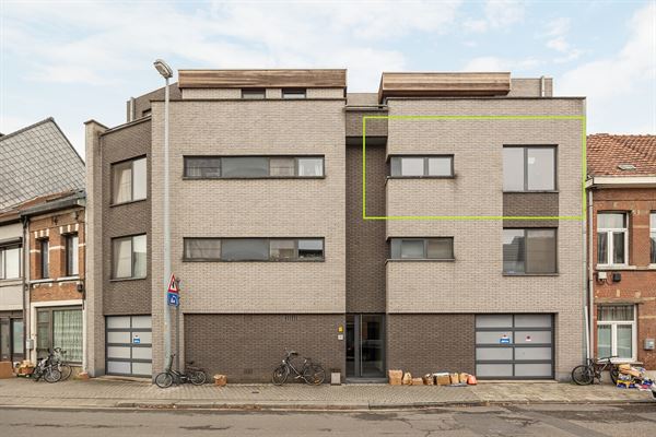 Modern appartement met terras en parking in Mechelen