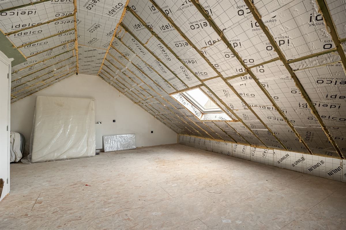 Gerenoveerde woning met drie slaapkamers en terras