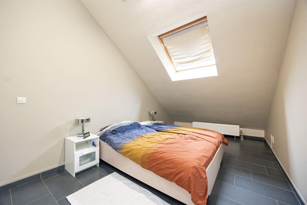 Lichtrijke duplex met 3 slaapkamers en 2 terrassen