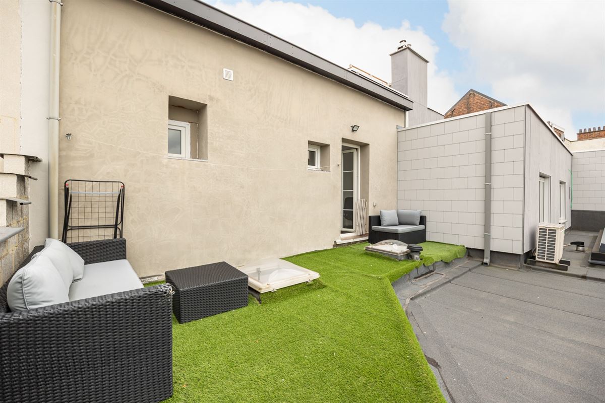 Gerenoveerde woning met drie slaapkamers en terras