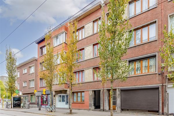 Verhuurd 2 slk appt met terras