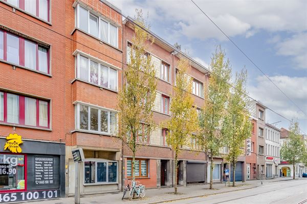 Verhuurd 2 slk appt met terras