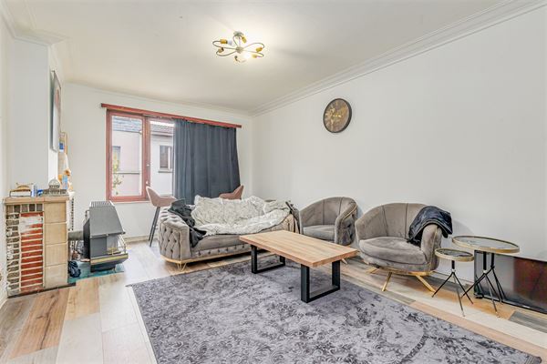 Verhuurd 2 slk appt met terras