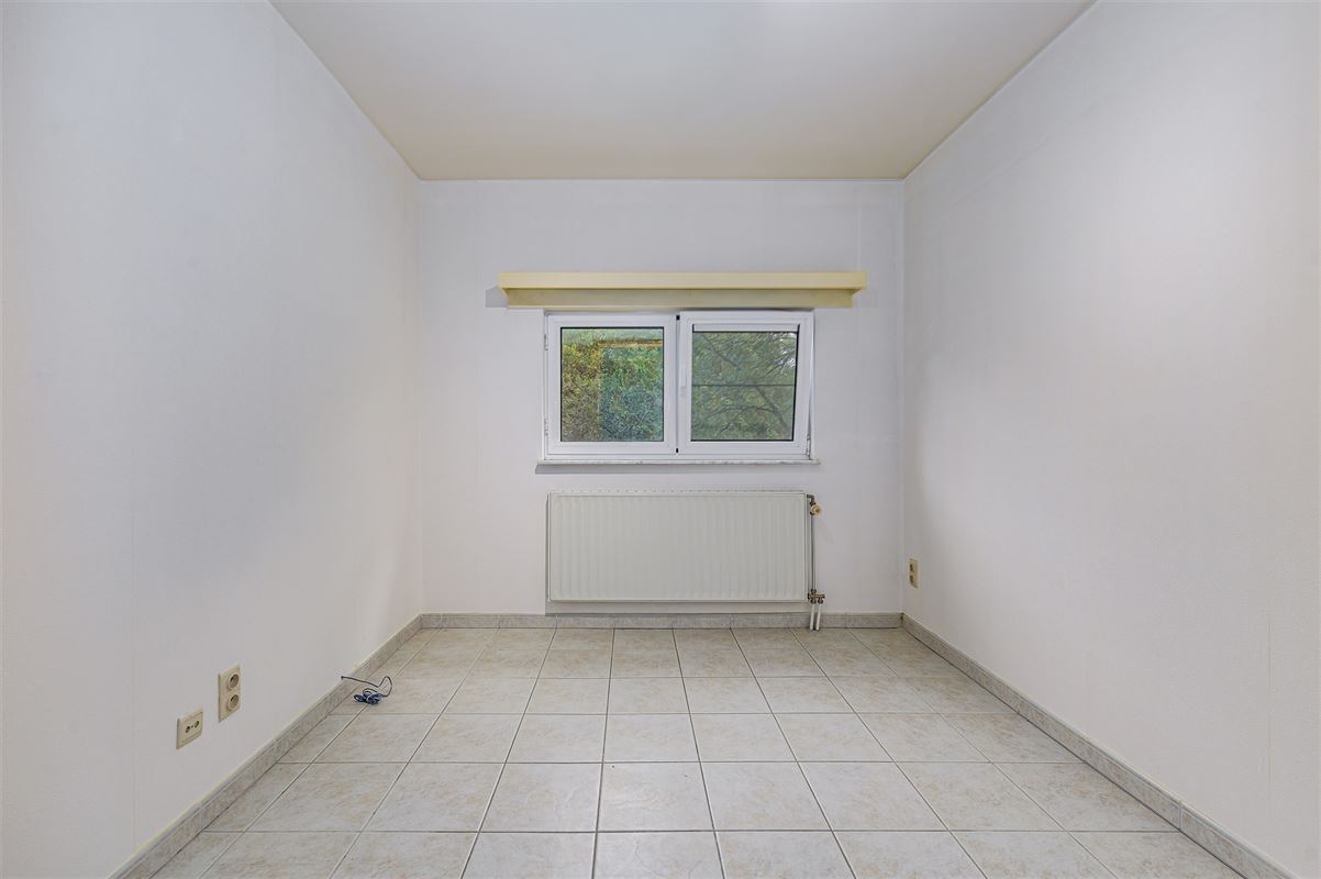 Ruim 2 slpk appartement, terras en P te Hoboken