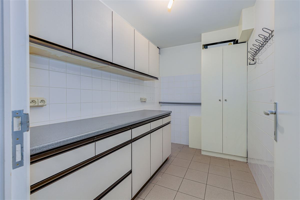 Gerenoveerd opbrengsteigendom met twee appartementen te koop
