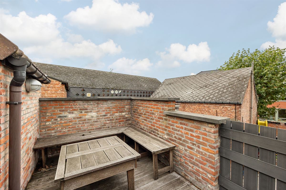 Ruime woonst, polyvalente ruimte, studio en garage