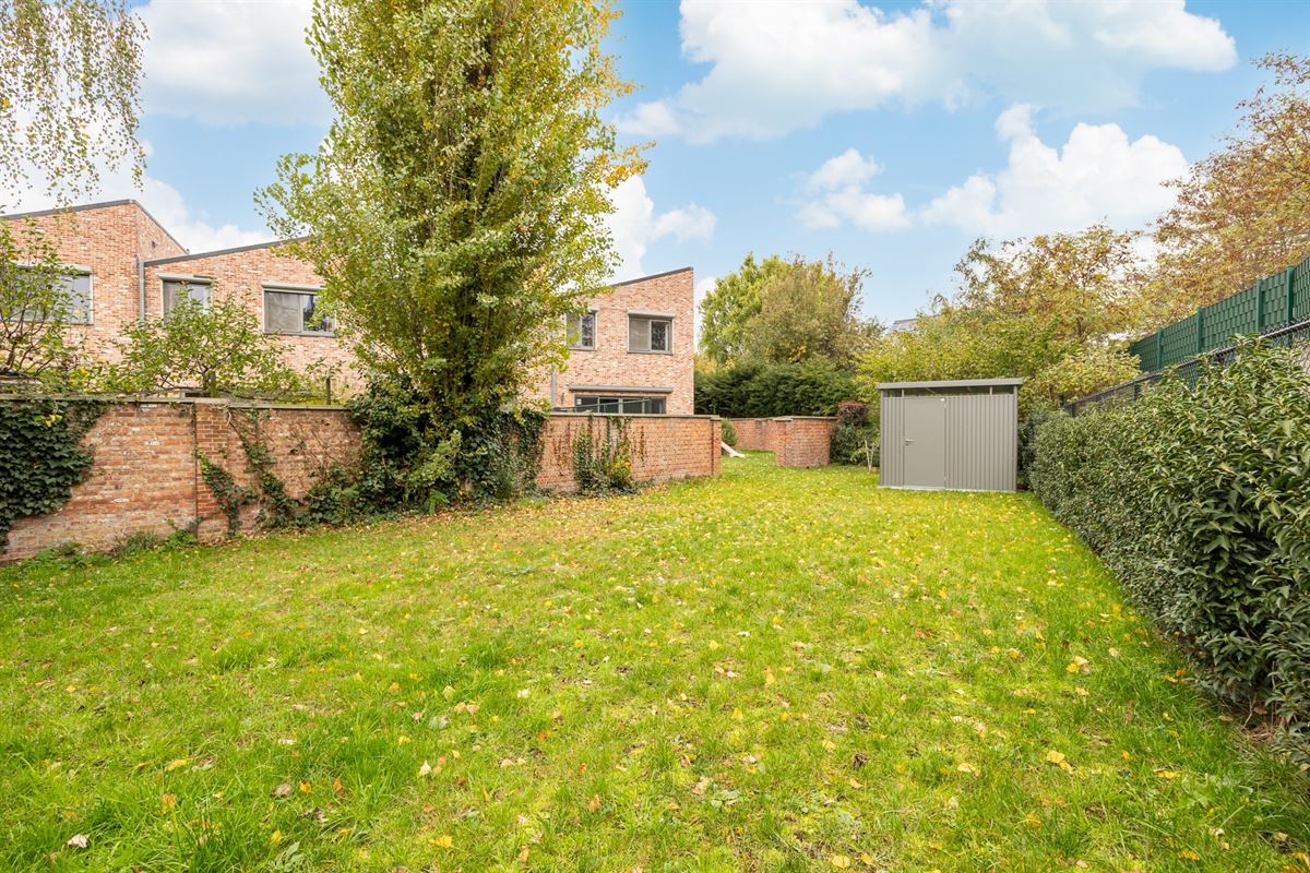 Halfopen energiezuinige woning met drie slaapkamers