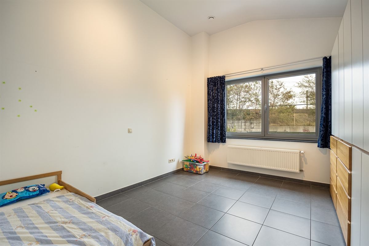 Halfopen energiezuinige woning met drie slaapkamers