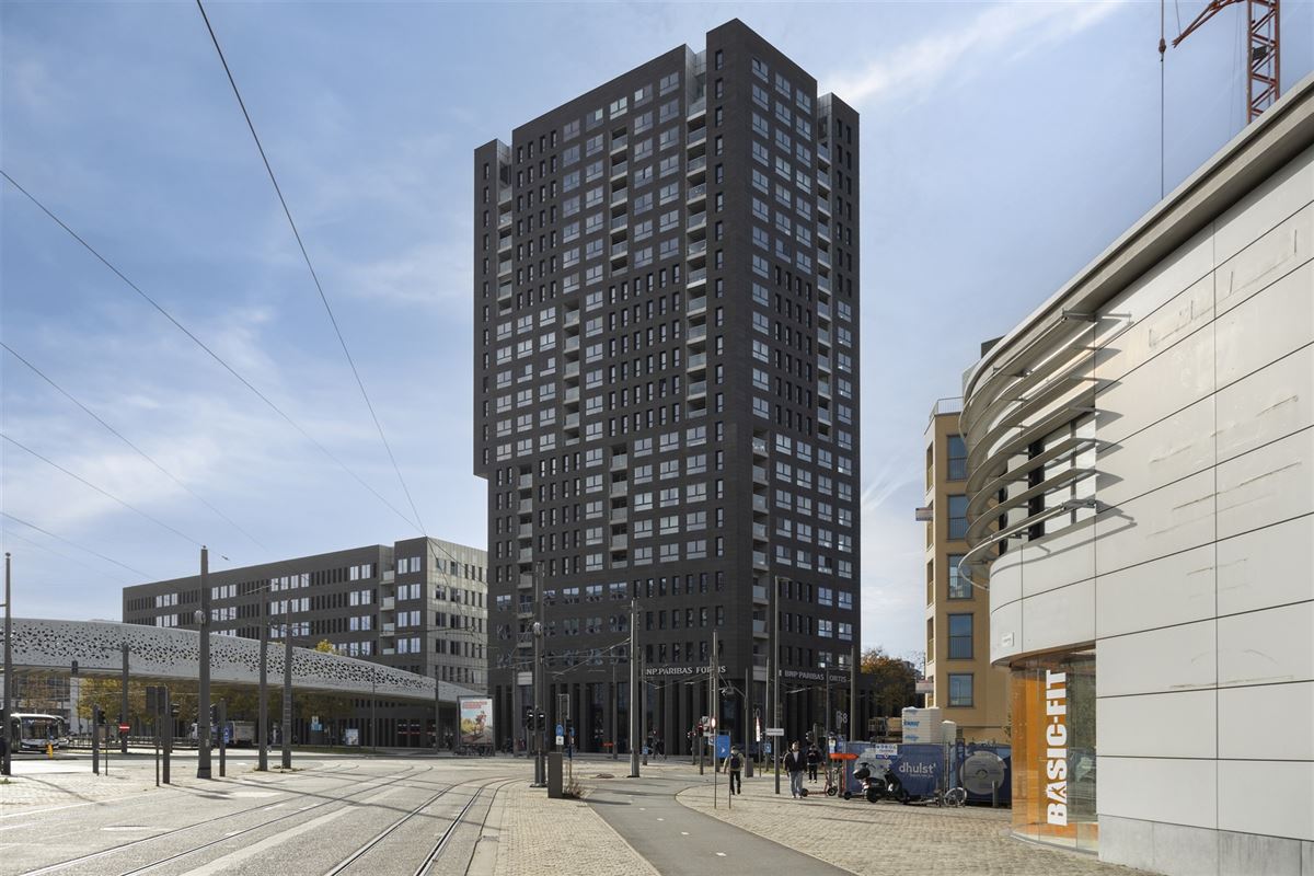 Instapklaar appartement met 2 slpks met terras in centrum Antwerpen