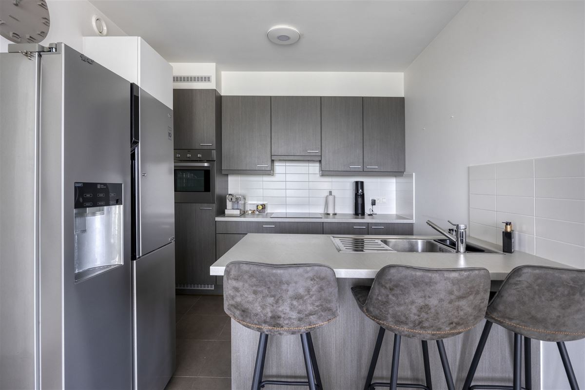 Instapklaar appartement met 2 slpks met terras in centrum Antwerpen