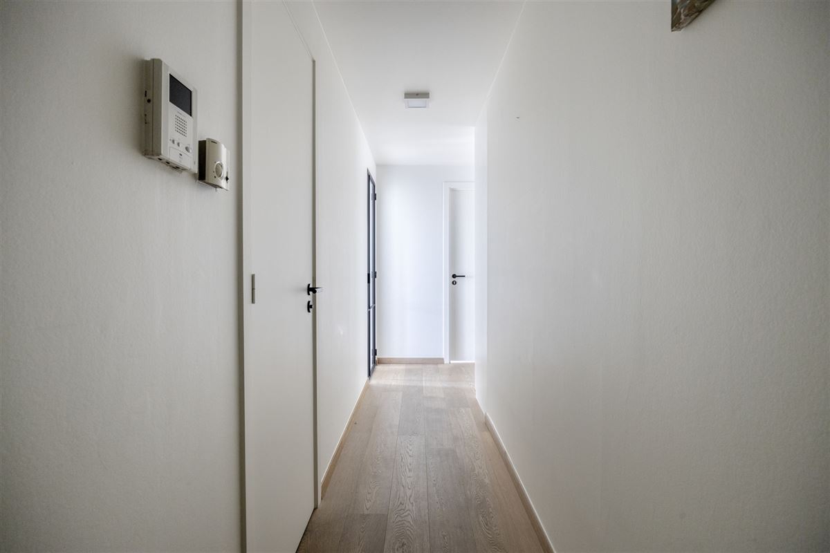 Instapklaar appartement met 2 slpks met terras in centrum Antwerpen