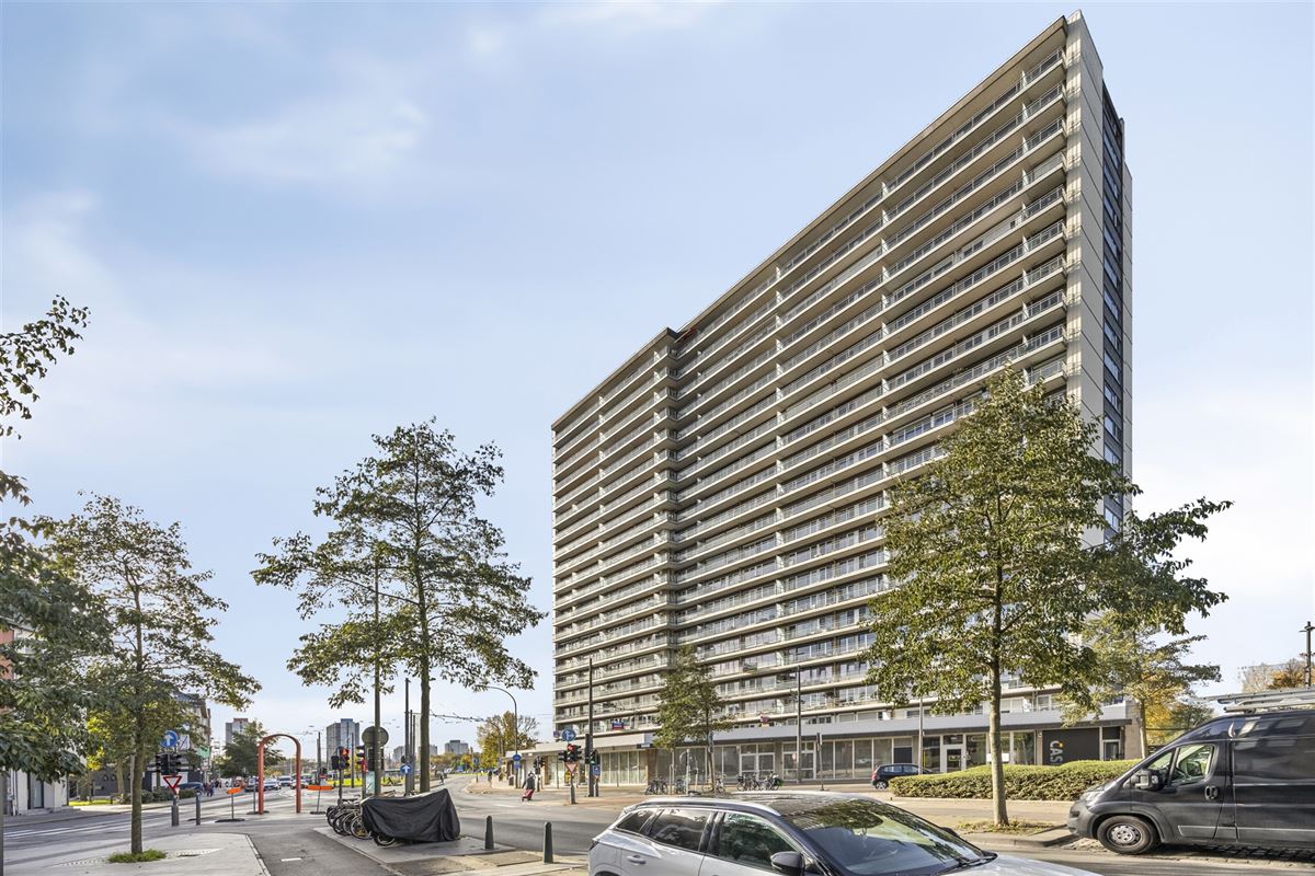 Appartement met 3 slpks en terras vlakbij 't Zuid in Antwerpen