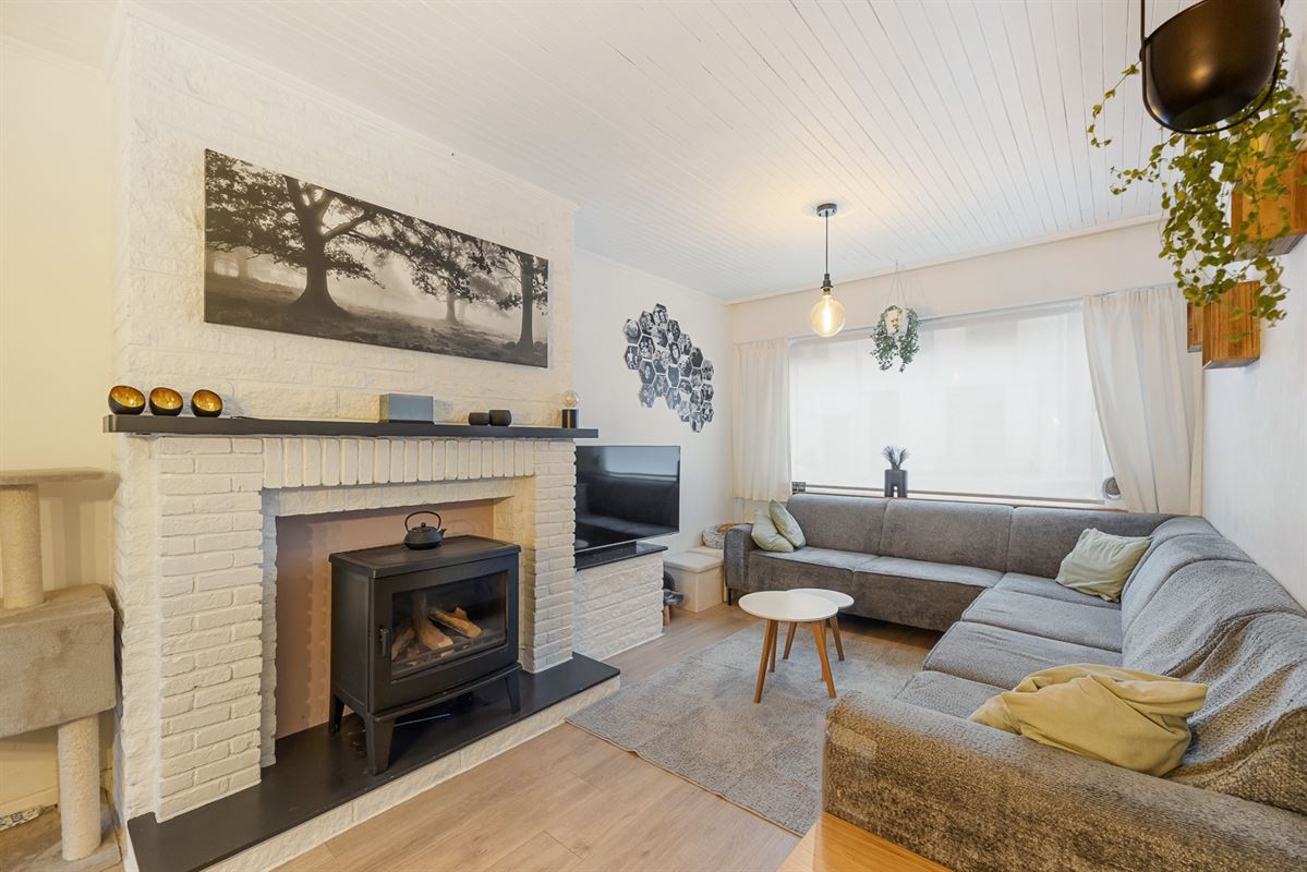 Woning met 4 slaapkamers op rustige ligging