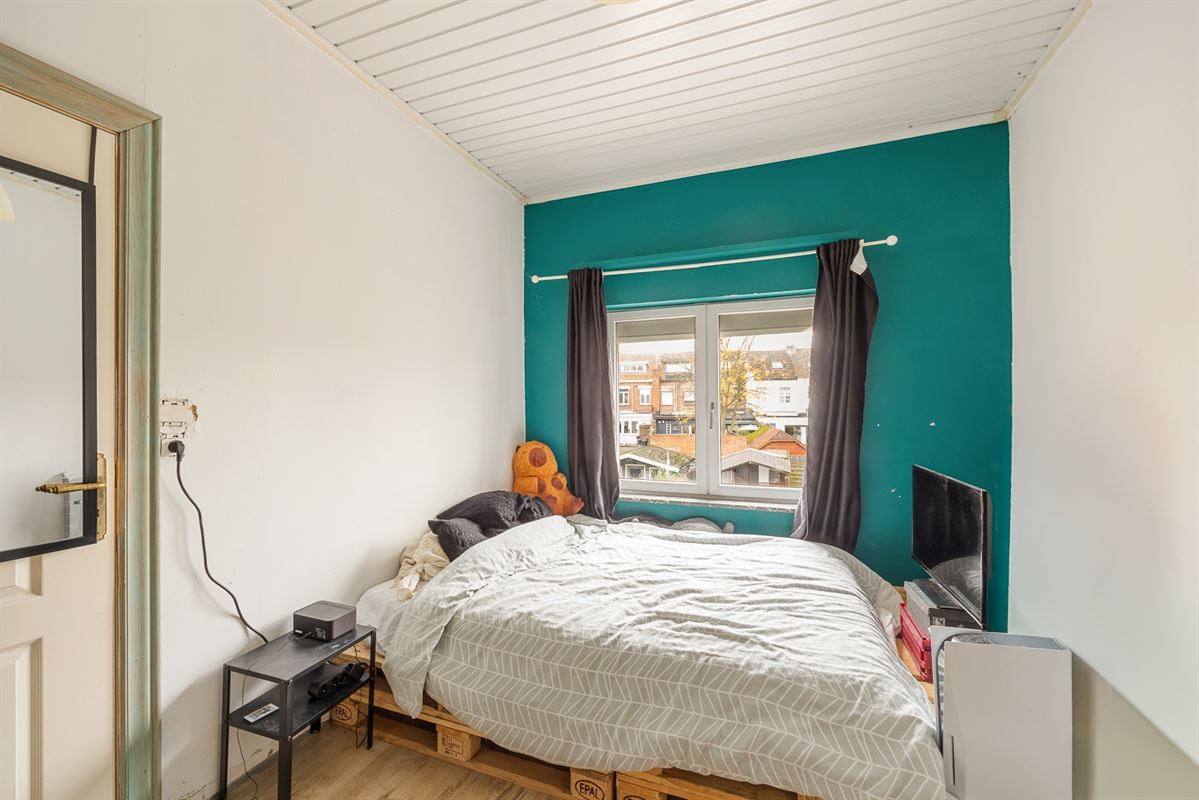 Woning met 4 slaapkamers op rustige ligging