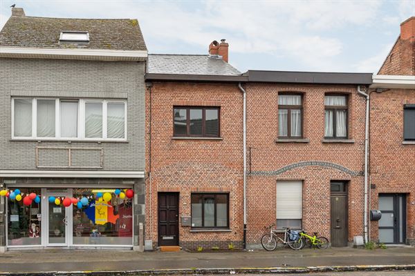 Te renoveren woning met 2 slaapkamers in Mechelen