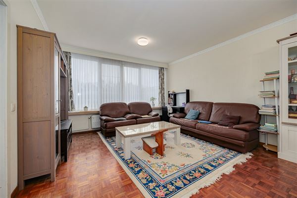 Instapklaar appartement met 2 slaapkamers + autostaanplaats